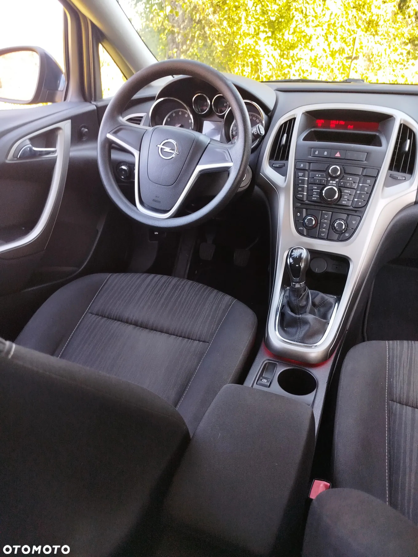 Opel Astra 1.6 Cosmo - 17
