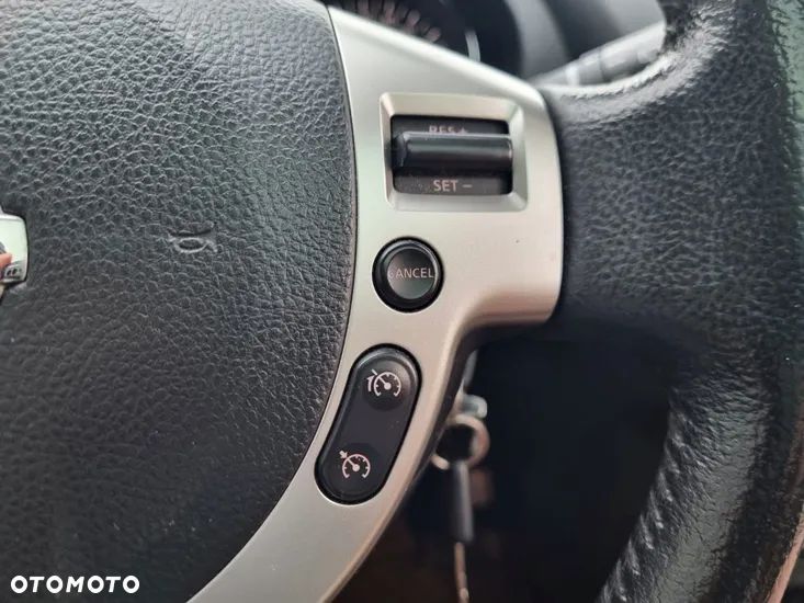 Nissan Qashqai 1.6 Tekna - 21