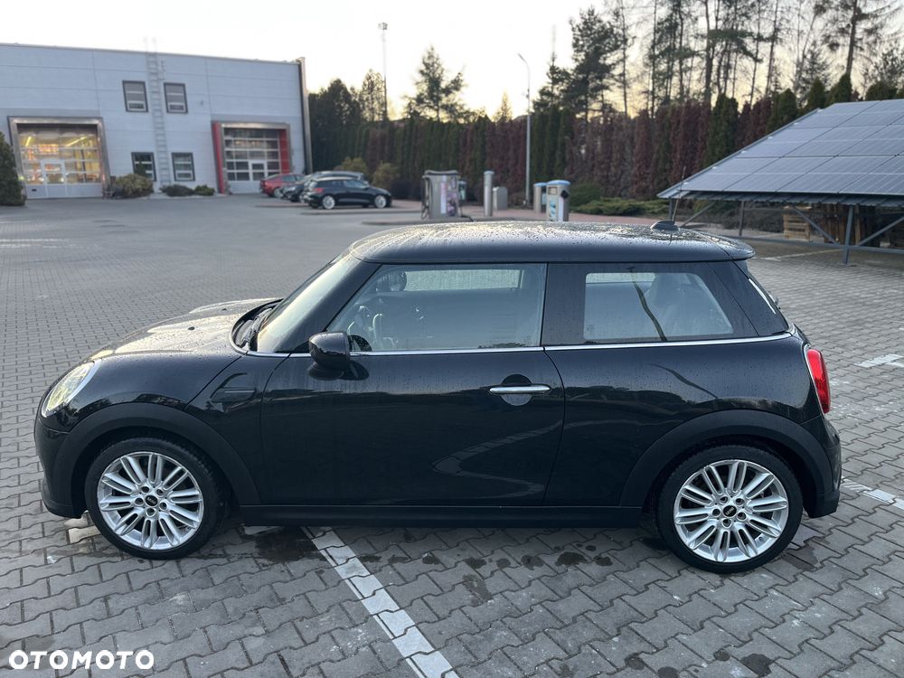 MINI Cooper Standard - 4