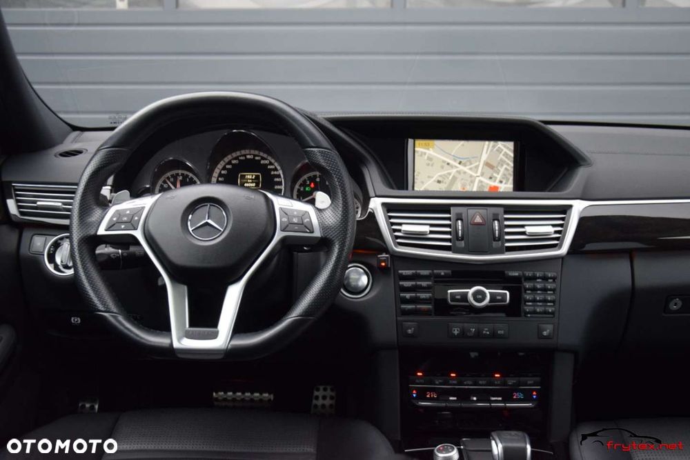 Mercedes-Benz Klasa E - 34