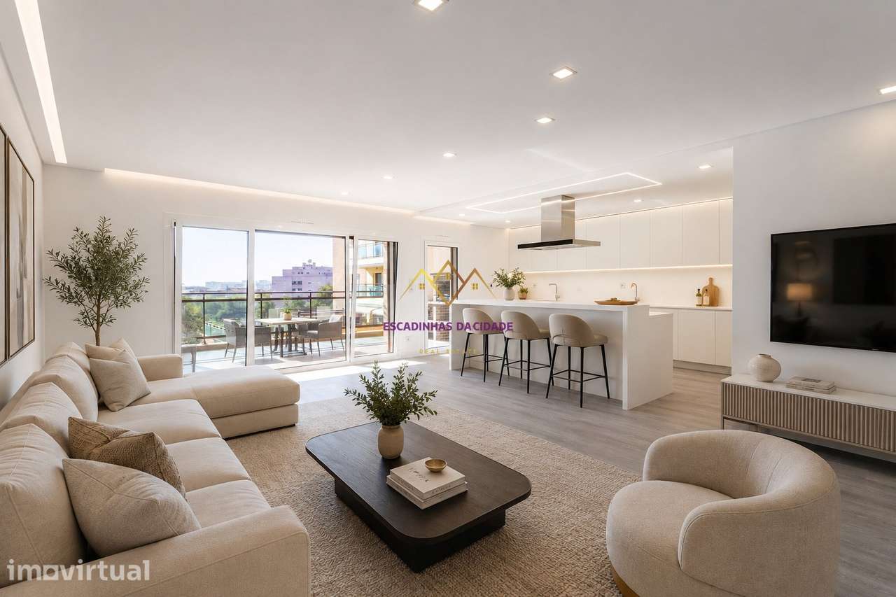T2 com Vista Rio e 43 m² de Espaço Exterior, Garagem Box e 1 lugar de - Grande imagem: 3/31
