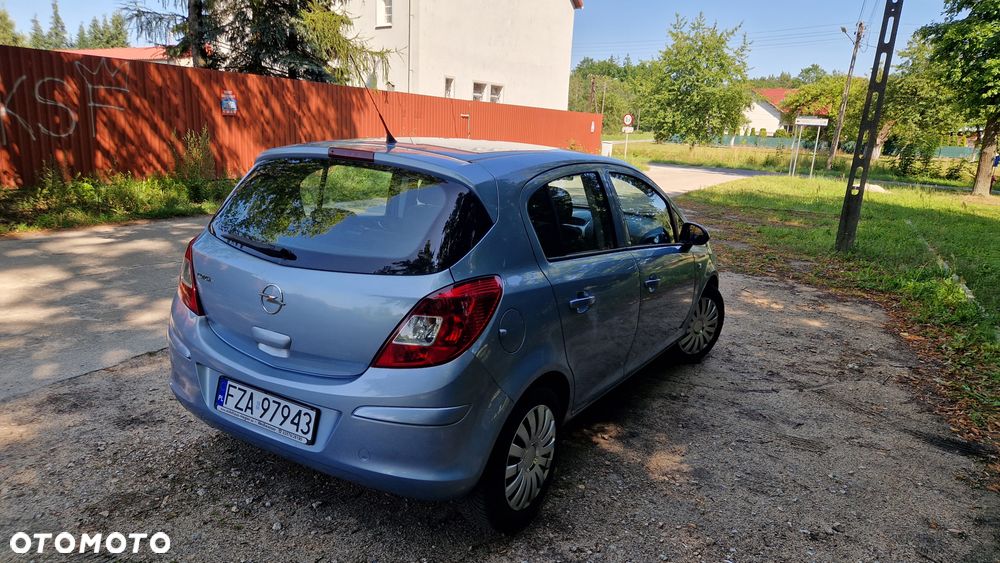 Opel Corsa 1.2 16V Essentia - 15