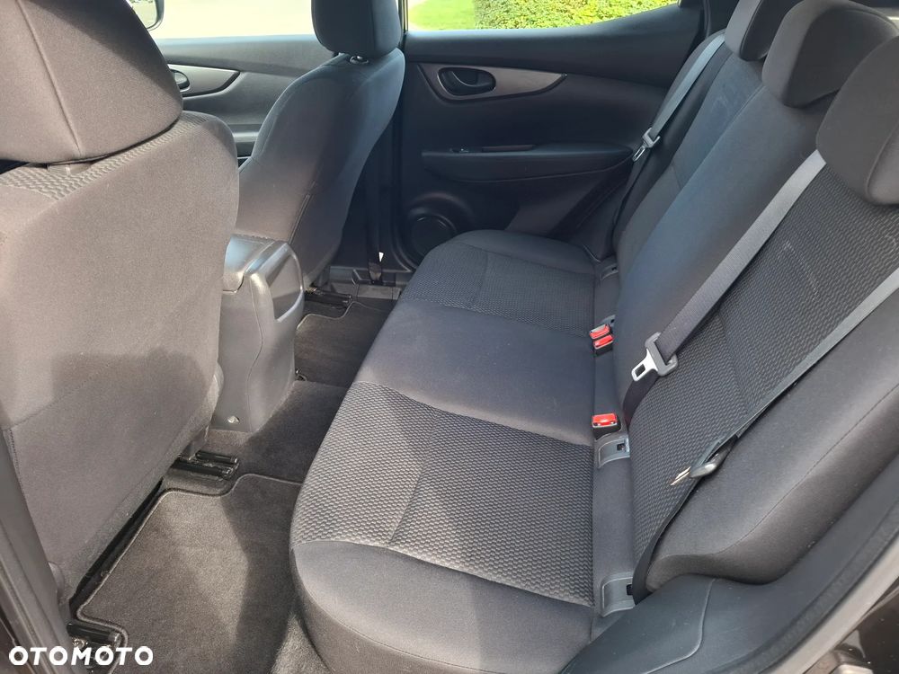 Nissan Qashqai 1.3 DIG-T ACENTA - 29