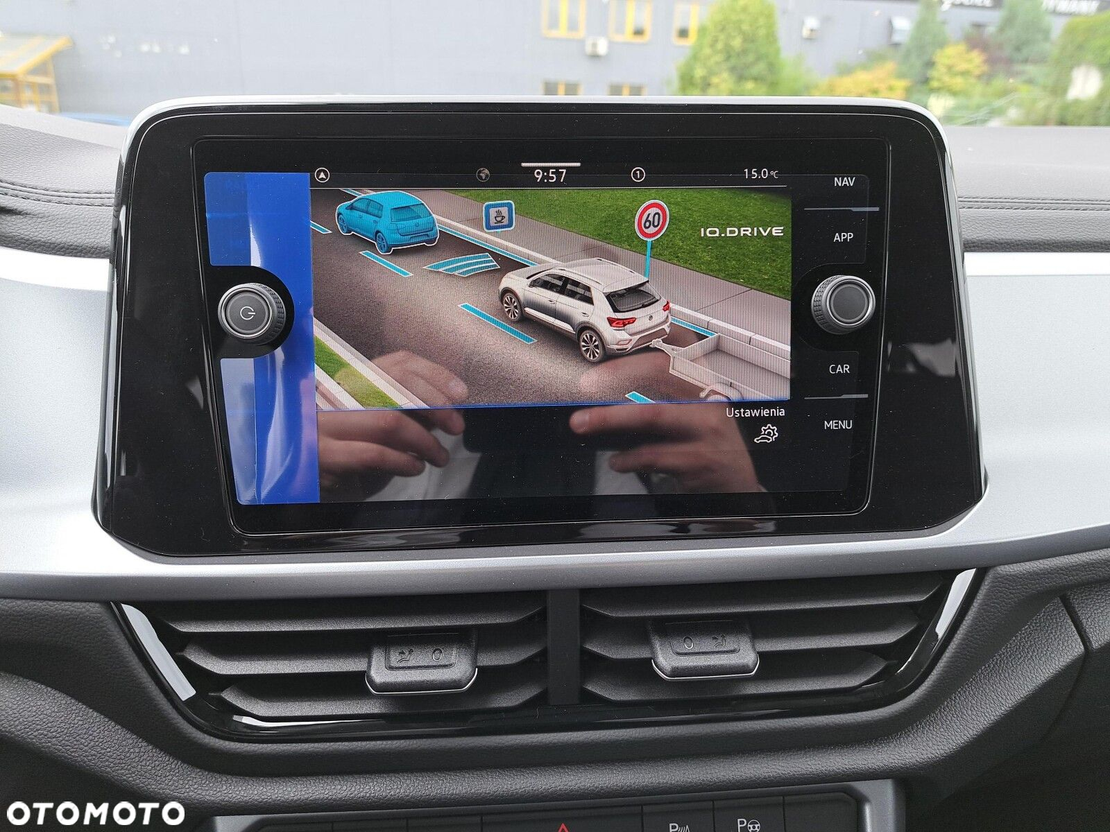 Volkswagen T-Roc 1.5 TSI Life Plus DSG - 19