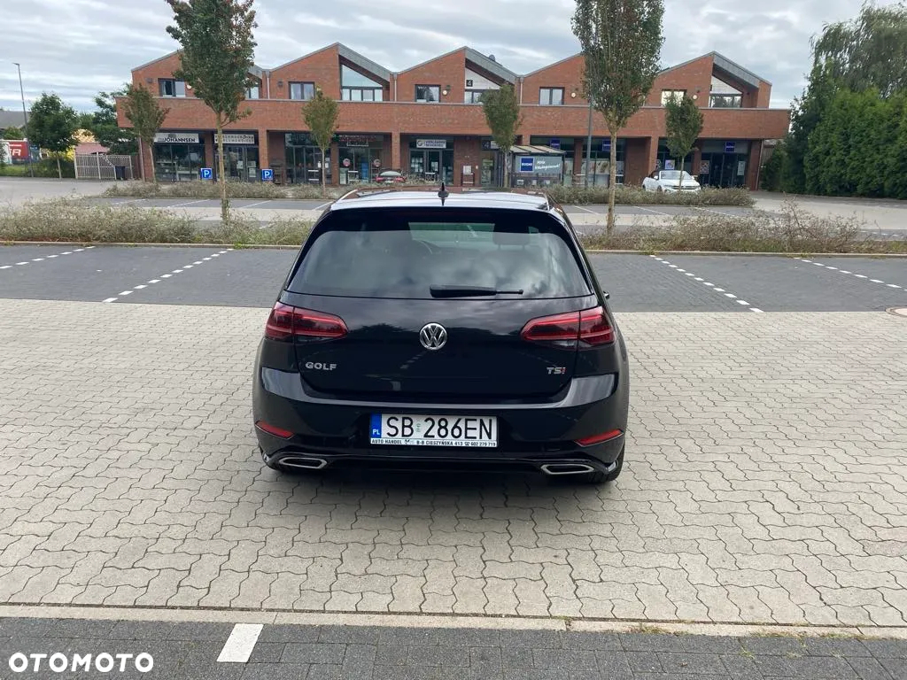 Volkswagen Golf 1.5 eTSI OPF DSG R-Line - 13