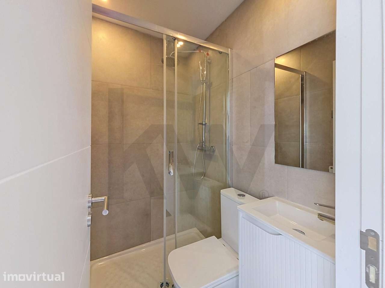 Espaço comercial convertido num apartamento T3! - Grande imagem: 4/20