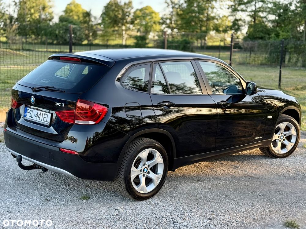 BMW X1 sDrive18d - 11