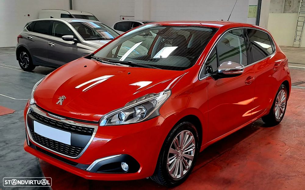 Peugeot 208 1.2 PureTech Allure - 26