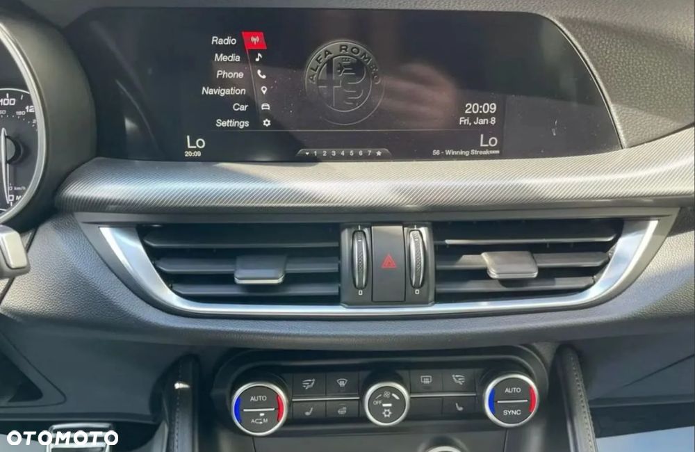 Alfa Romeo Stelvio - 15