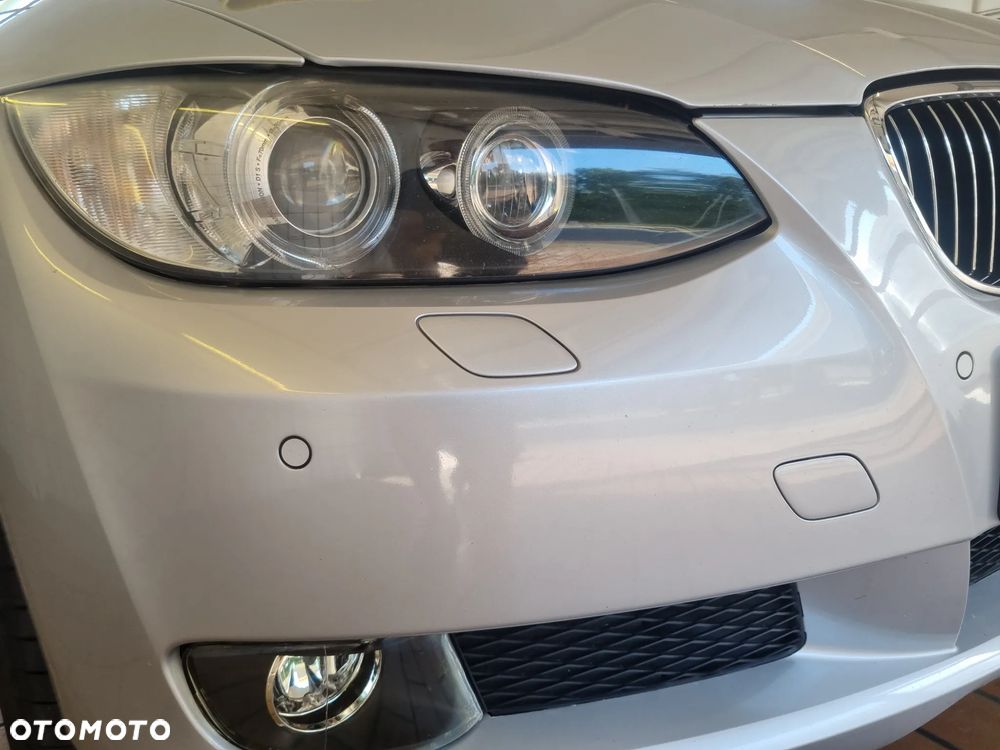 BMW Seria 3 320i - 25