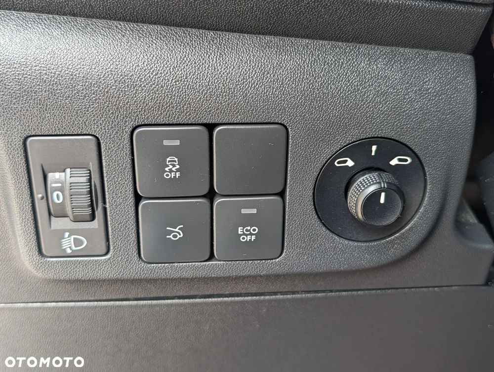 Citroën C-Elysée 1.5 BlueHDi Feel - 25