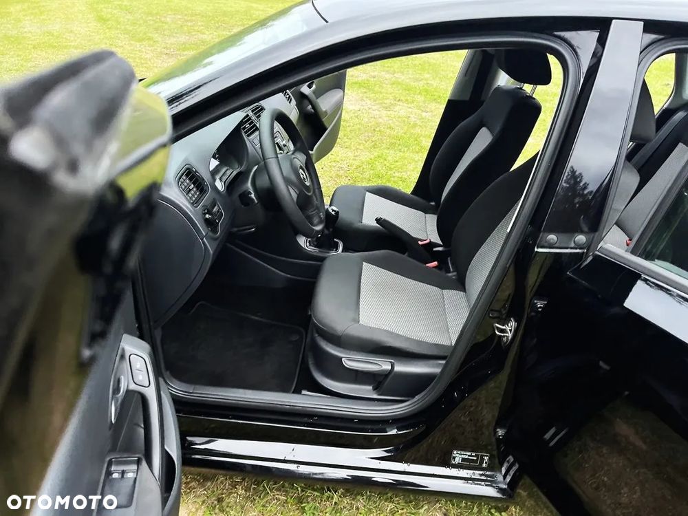 Volkswagen Polo - 5