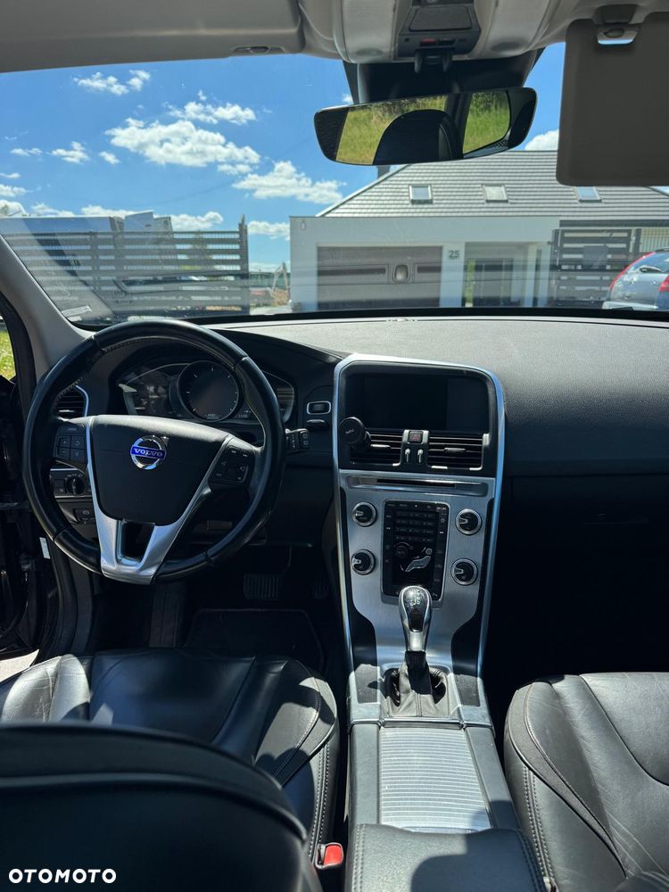 Volvo XC 60 D4 Drive-E Ocean Race - 11