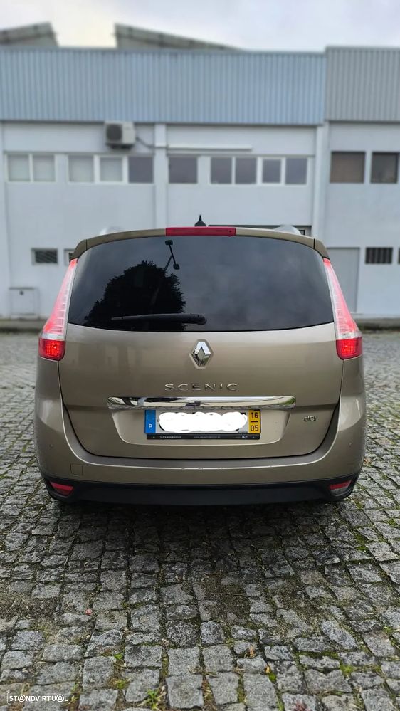 Renault Grand Scénic 1.5 dCi Bose Edition SS - 10