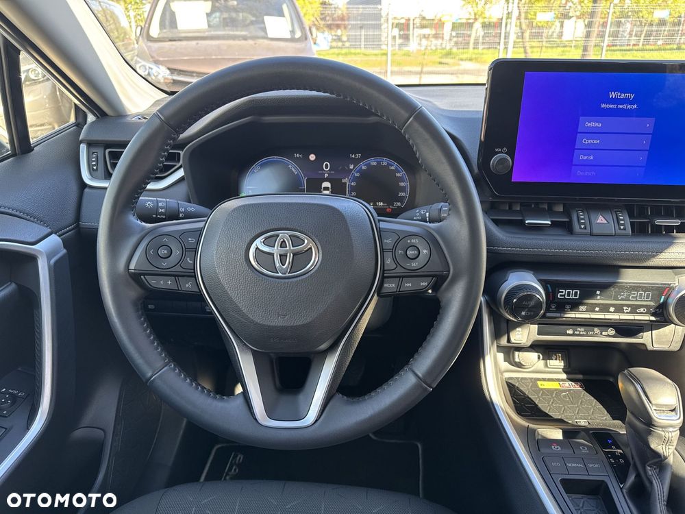 Toyota RAV4 - 12