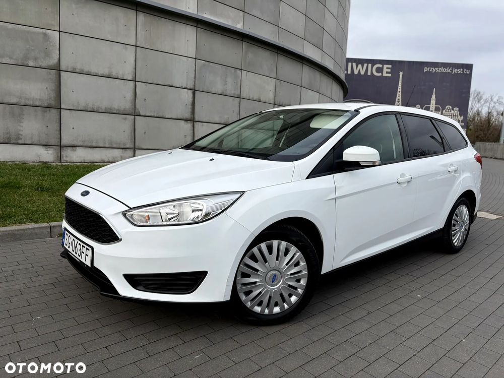 Ford Focus 1.0 EcoBoost 99g Trend - 13