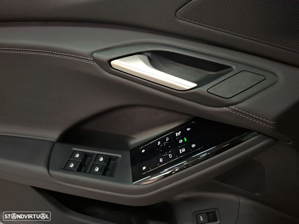 Audi Q6 e-tron - 21