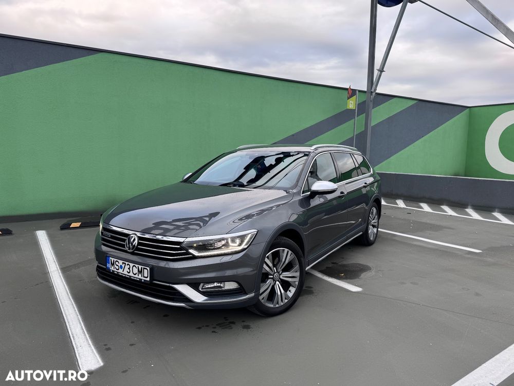 Volkswagen Passat Alltrack 2.0 TDI DSG 4Motion - 1