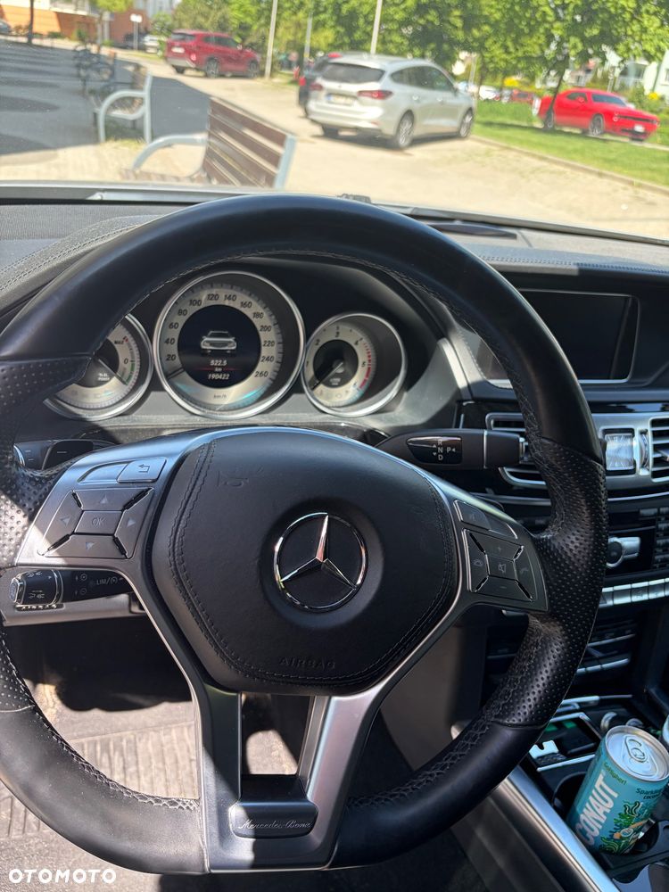 Mercedes-Benz Klasa E 300 BlueTec Hybrid - 8