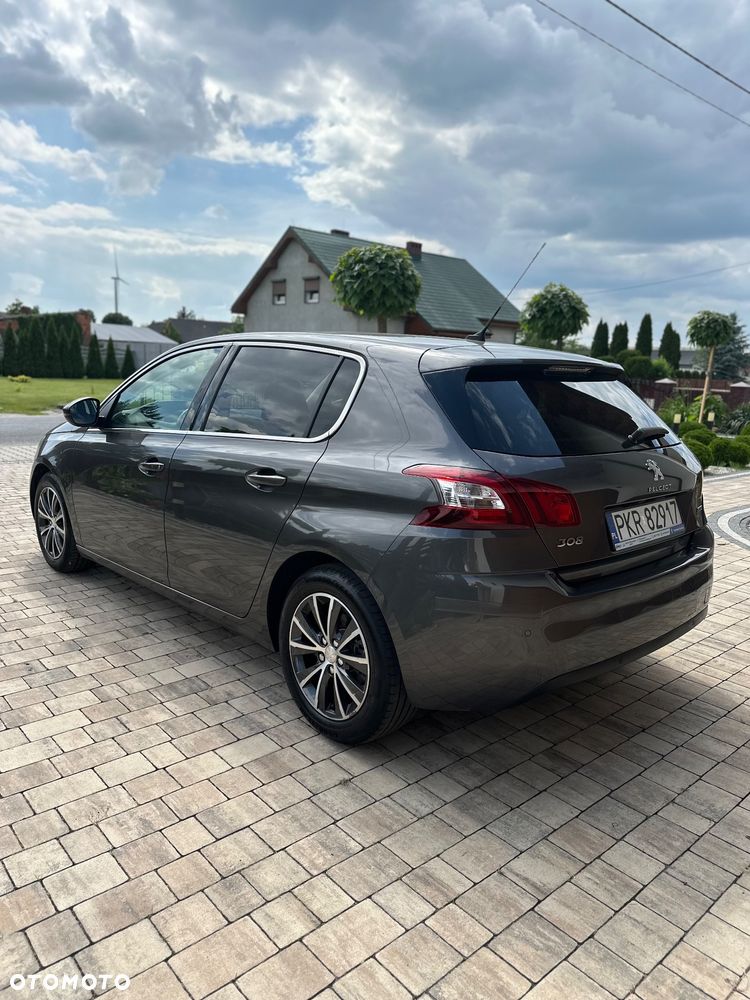 Peugeot 308 1.2 PureTech GPF Allure Pack S&S - 4
