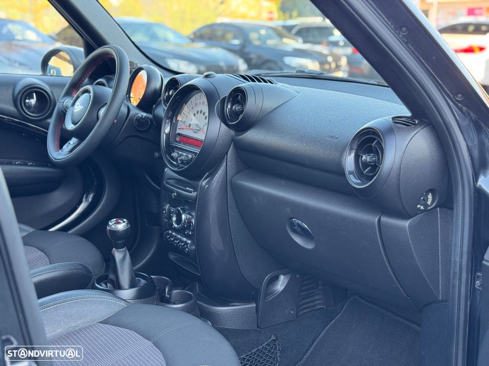 MINI Countryman Cooper D - 17