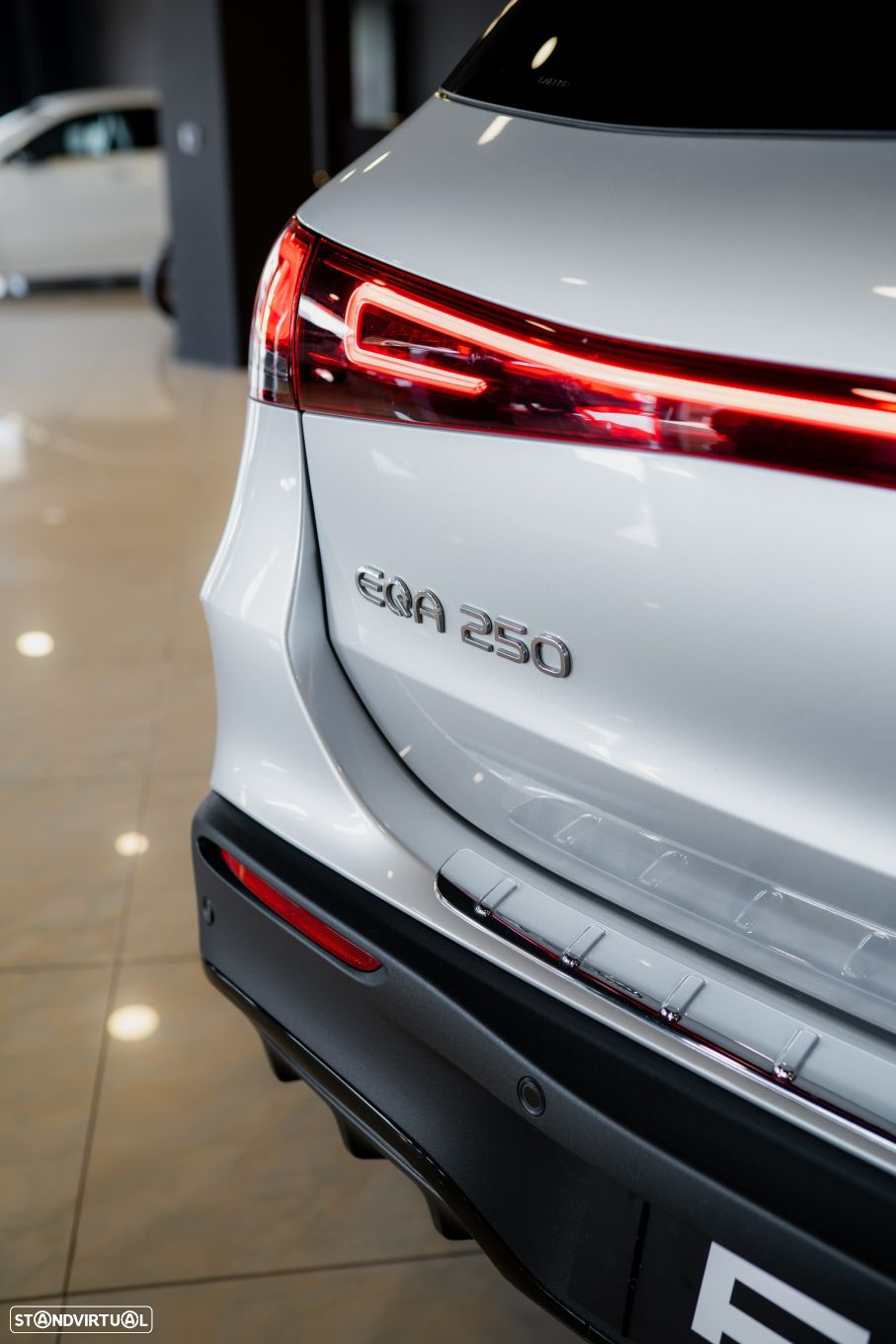 Mercedes-Benz EQA 250 AMG Line - 14