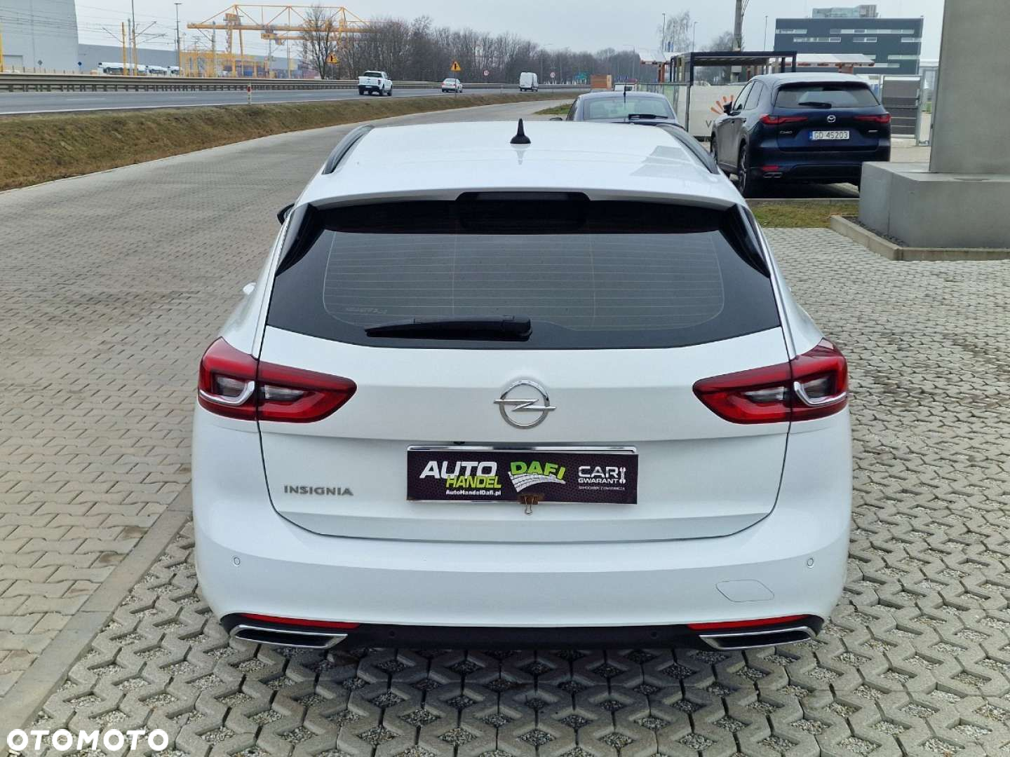 Opel Insignia - 35