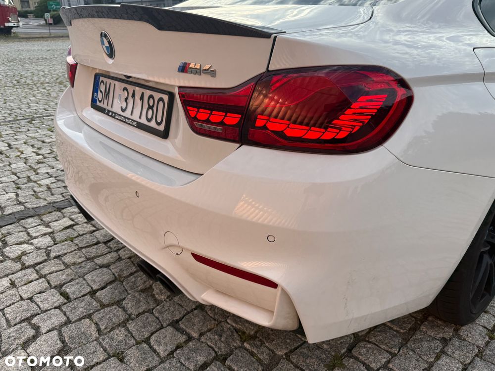 BMW M4 DKG - 23