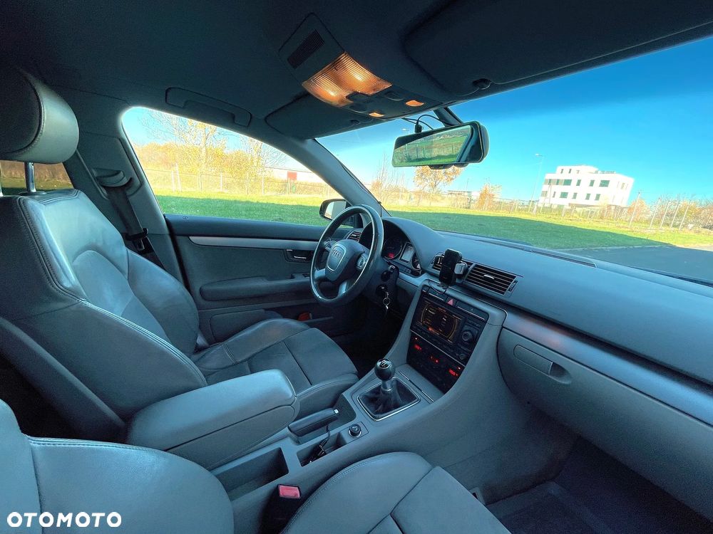 Audi A4 Limousine 1.8 T - 16