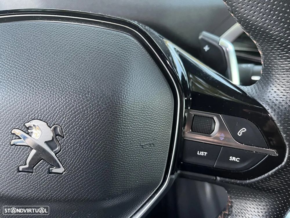 Peugeot 3008 1.5 BlueHDi GT Line Baixo Consumo EAT8 - 29