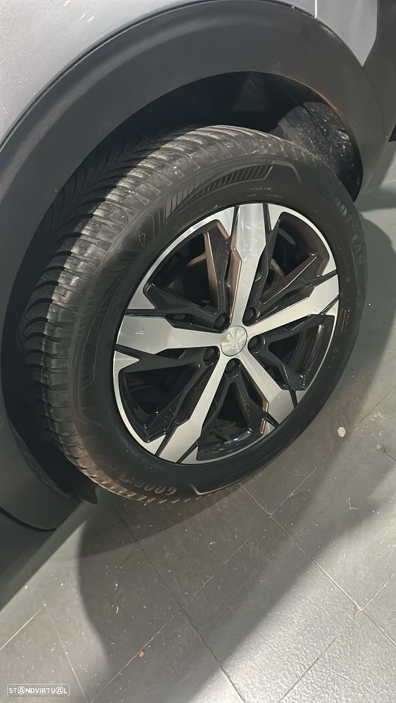 Peugeot 5008 BlueHDI 130 EAT8 Allure - 9