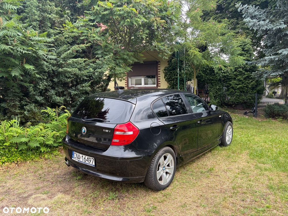BMW Seria 1 118i - 3