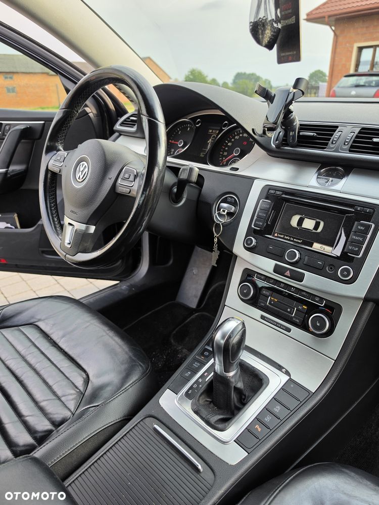 Volkswagen Passat - 6