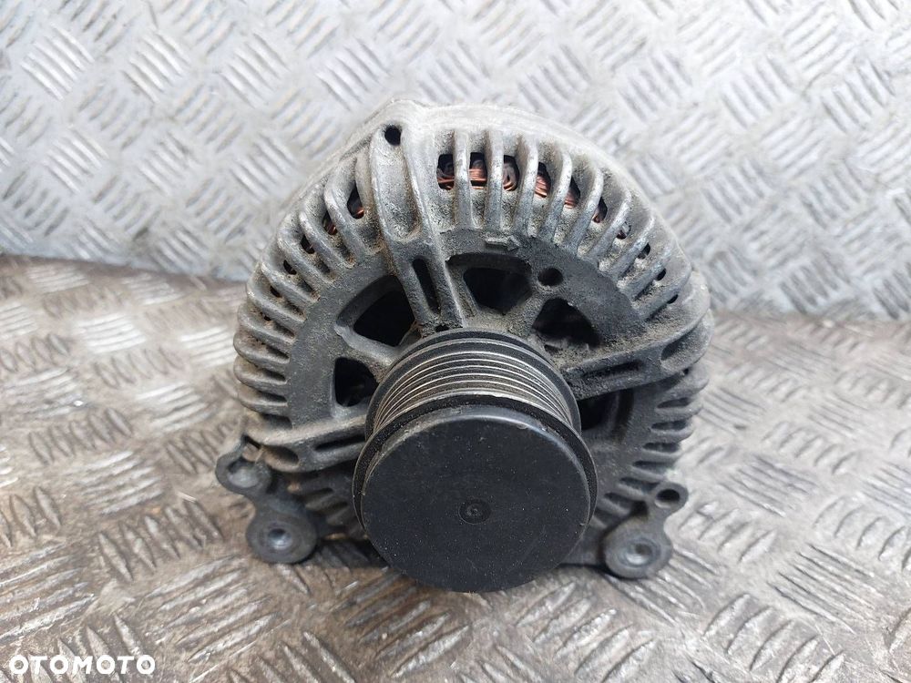 ALTERNATOR VOLKSWAGEN PASSAT B6 2.0 TDI 021903026L ID: 239564 - 1