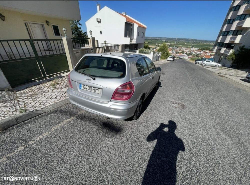 Nissan Almera 2.2 Di Sport - 11