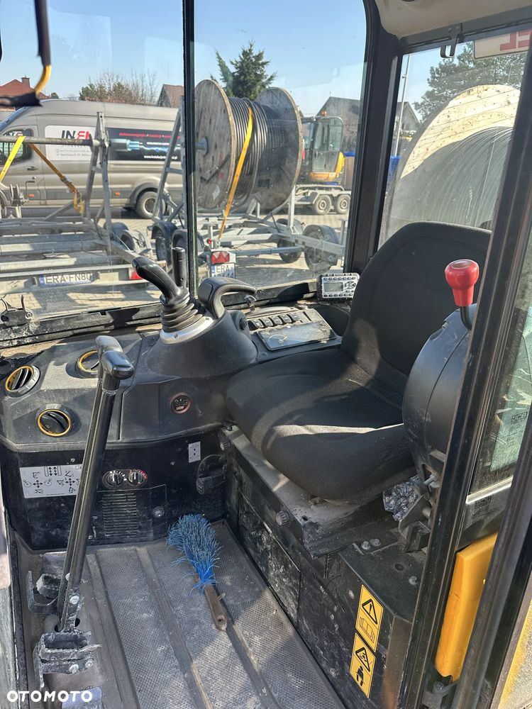 JCB 19C-1 + przyczepa Martz 2.7t - 5