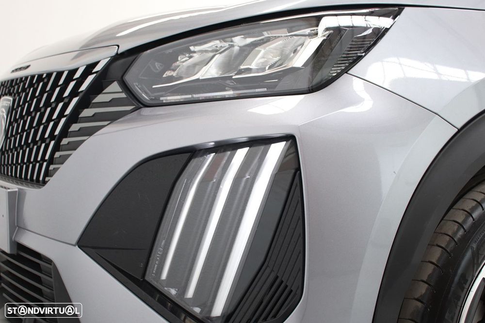 Peugeot 2008 1.2 PureTech Allure - 6