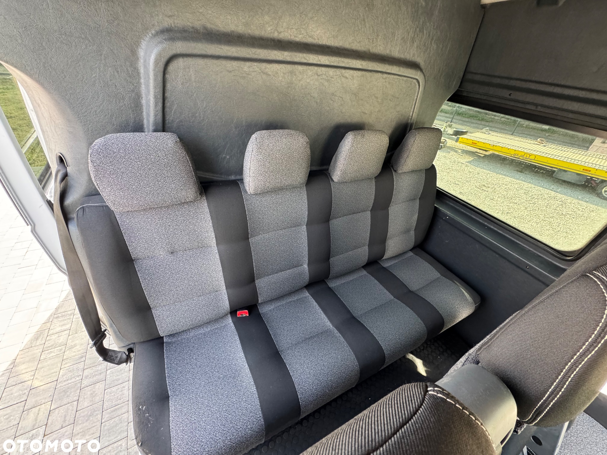 Fiat Ducato L4H2 Brygadówka 7 osób - 27