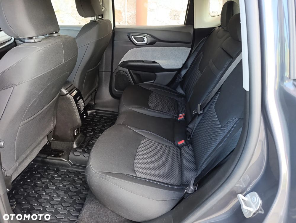 Jeep Compass 1.3 TMair Longitude FWD S&S - 19