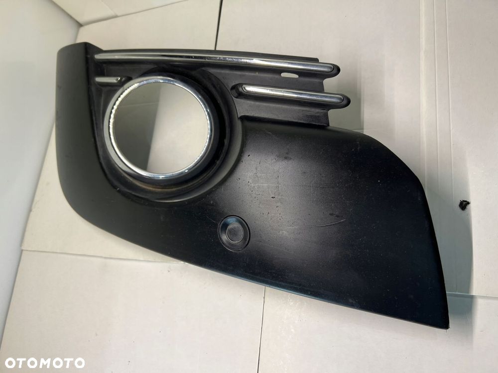 KRATKA ZDERZAKA HALOGENU PRAWA PRZÓD PEUGEOT 3008 I - 1