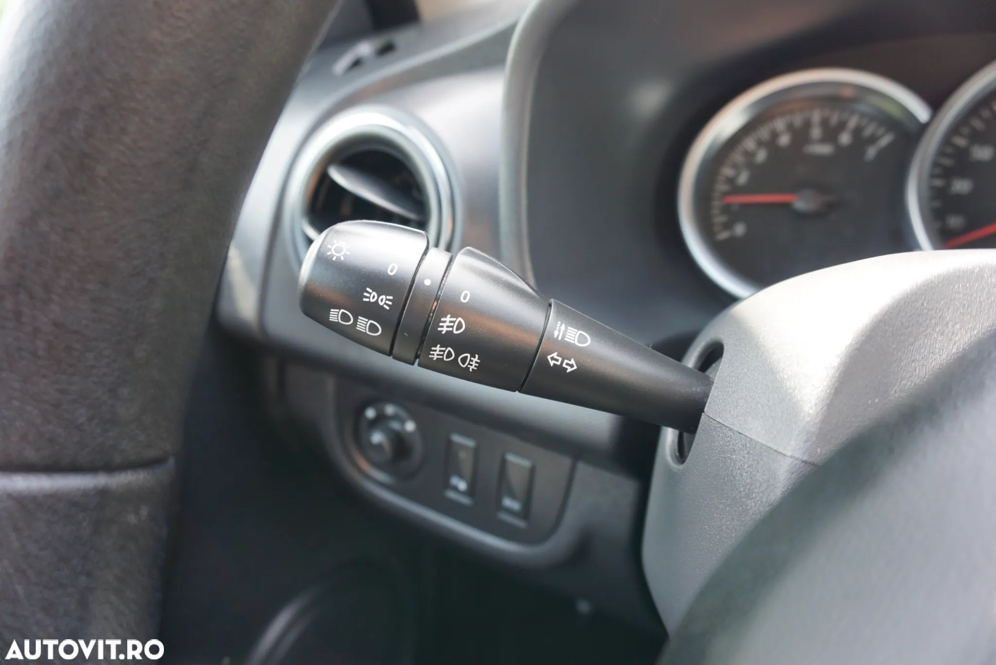Dacia Logan MCV 0.9 TCe 90 CP Easy-R Prestige - 19