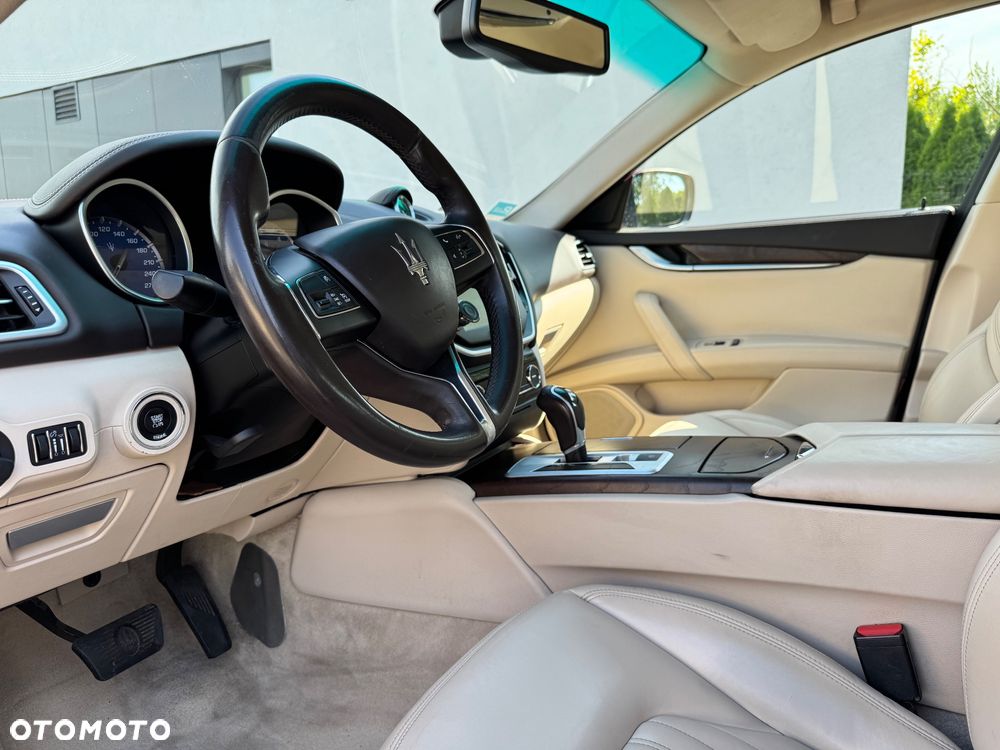 Maserati Ghibli - 12