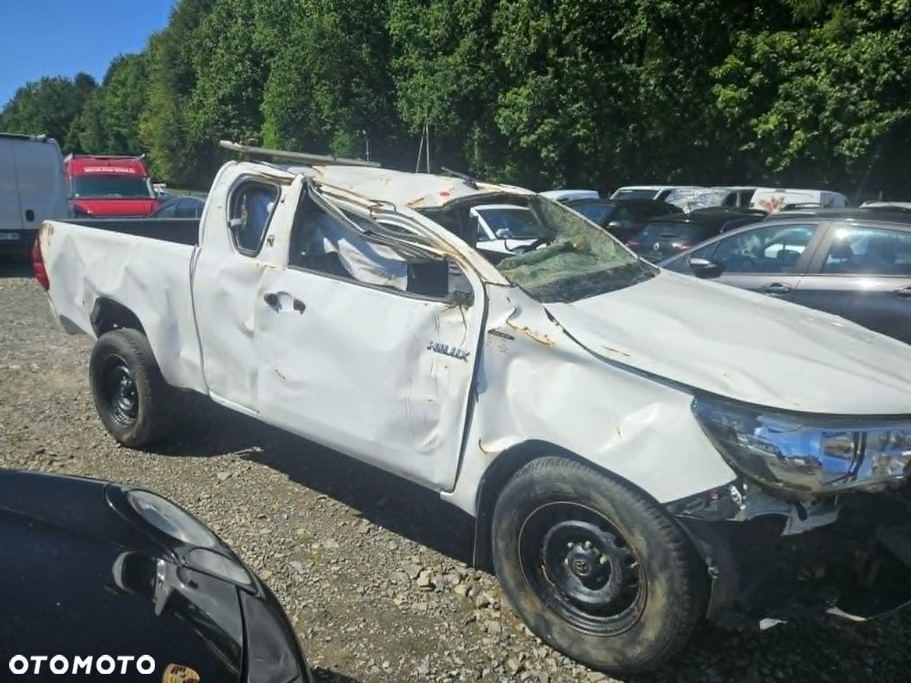 Toyota Hilux - 6