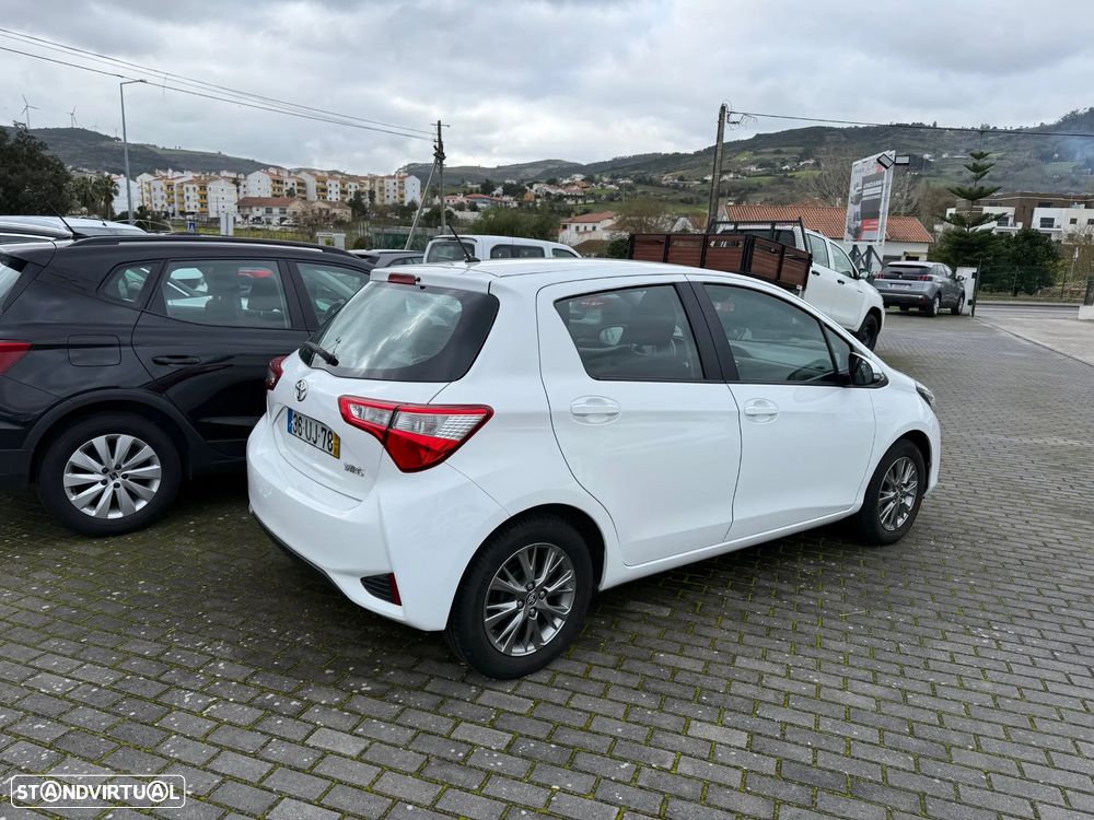 Toyota Yaris 1.0 VVT-i Comfort +PS Style+P.Techno - 1