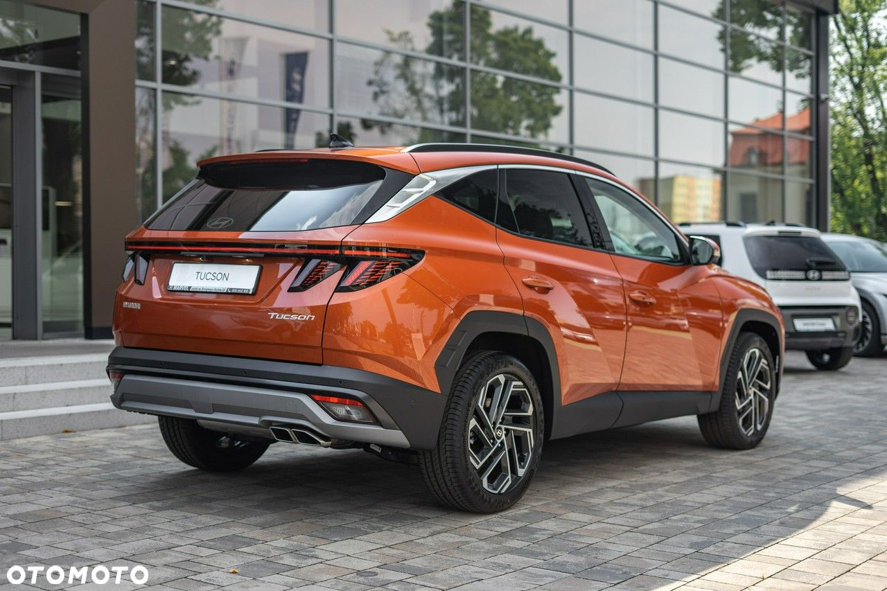 Hyundai Tucson - 2