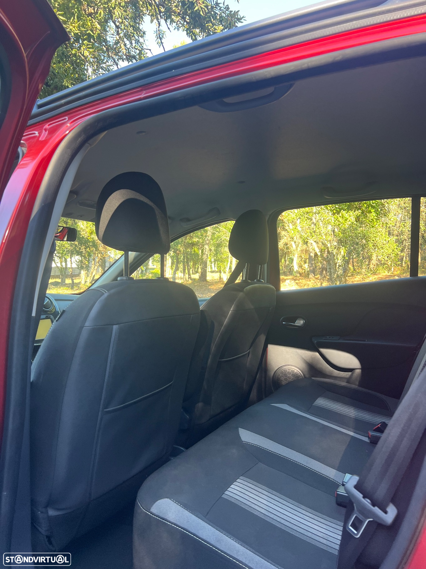 Dacia Sandero 1.5 Blue dCi Stepway - 14