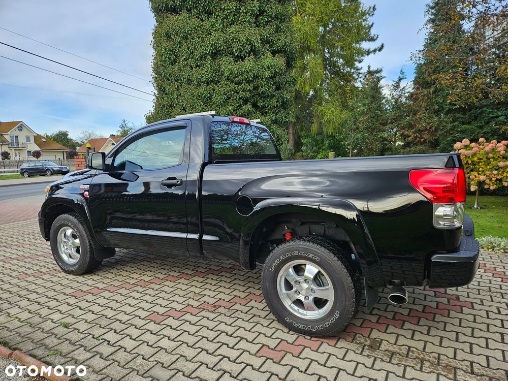 Toyota Tundra 5.7 4x4 - 13