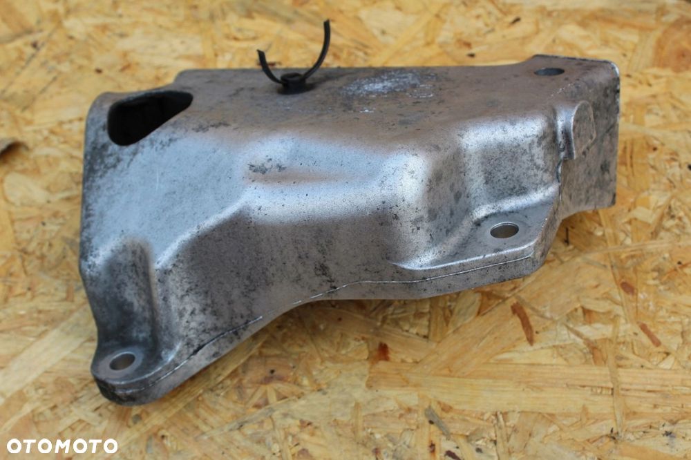 Łapa silnika BMW F10 F11 2.0D LEWA 6781241 - 2