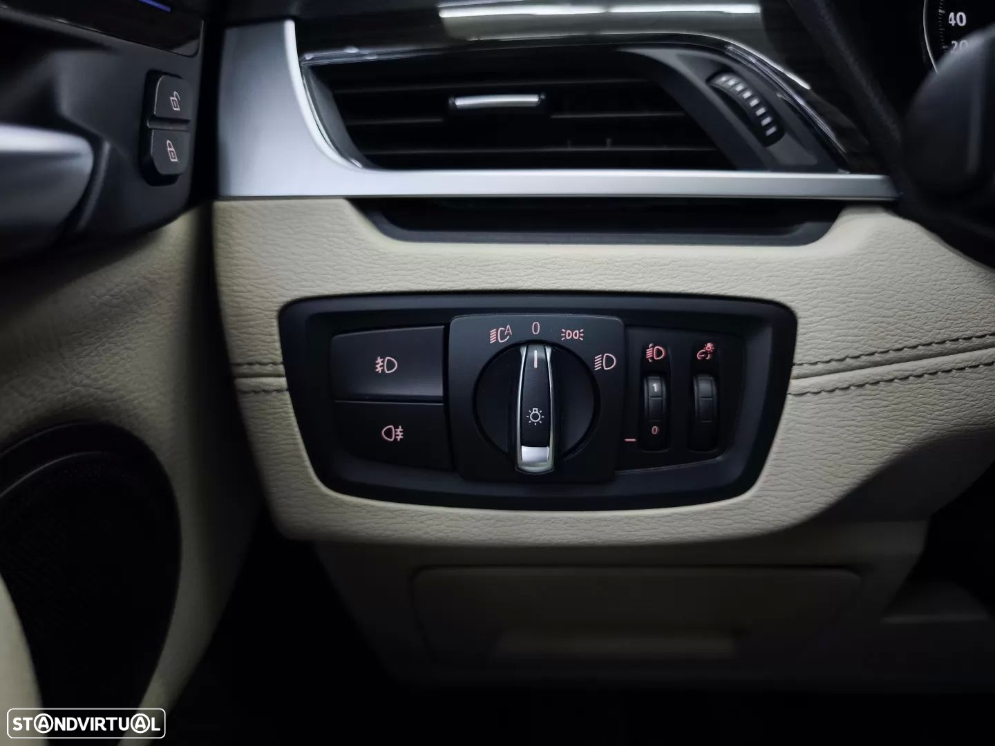 BMW X1 18 i sDrive xLine - 34