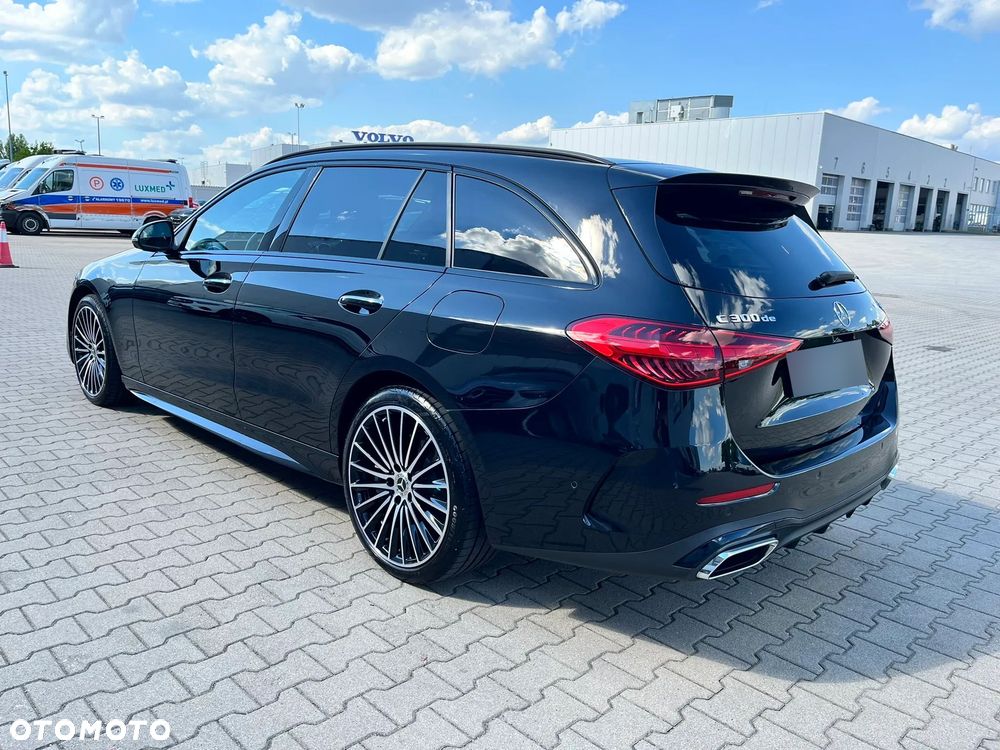 Mercedes-Benz Klasa C 300 de 4Matic 9G-TRONIC AMG Line Advanced - 5